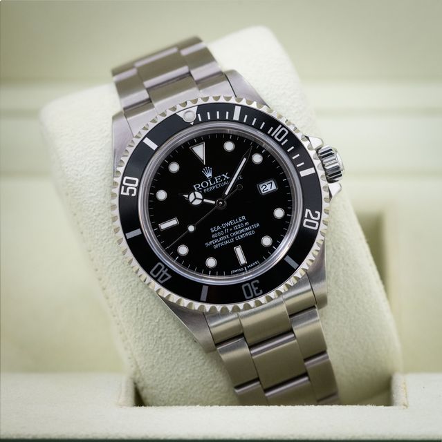 Rolex Sea-Dweller 16600 Image 6